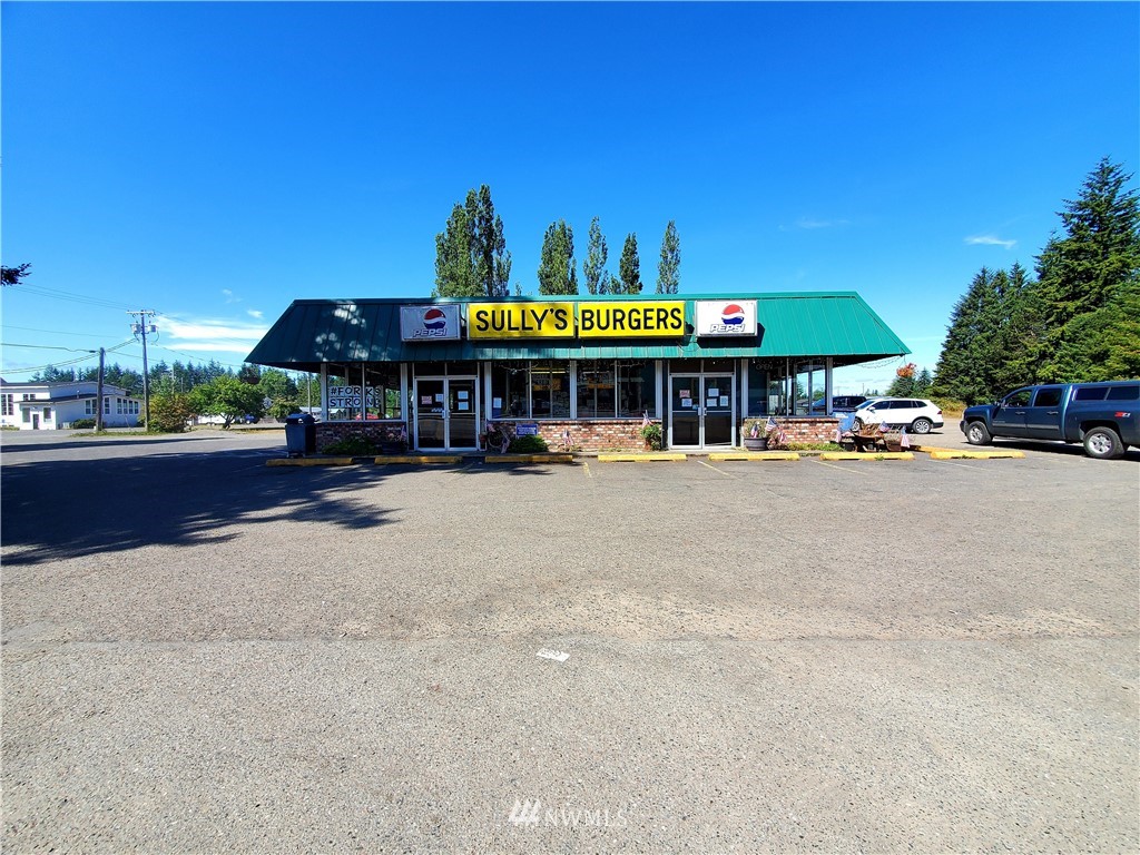 220 N Forks Avenue Property Photo