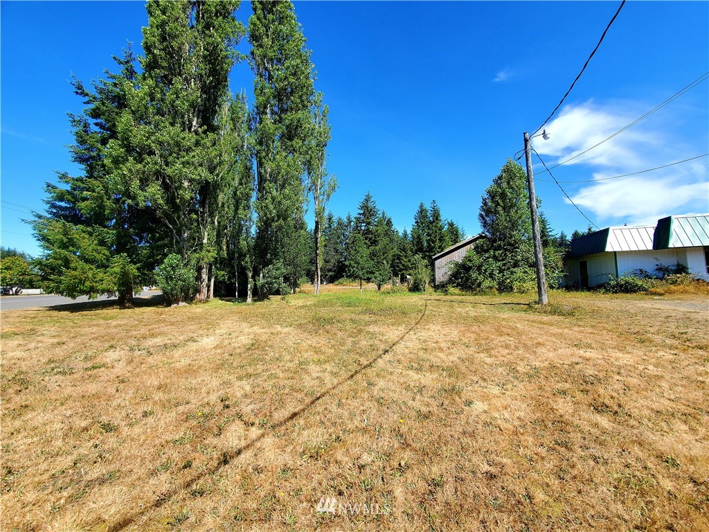 220 N Forks Avenue Property Photo 3