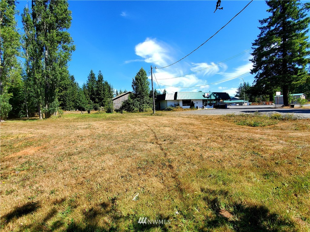220 N Forks Avenue Property Photo 4