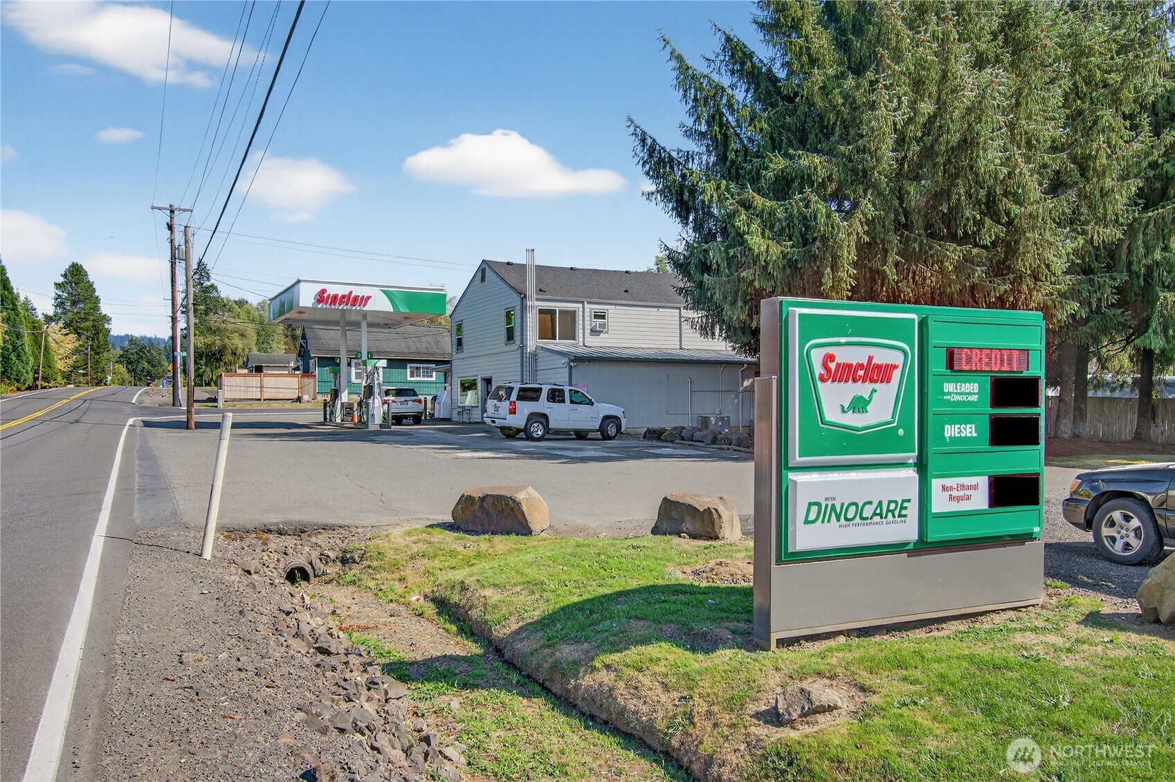 1221 Rose Valley Road Property Photo 2