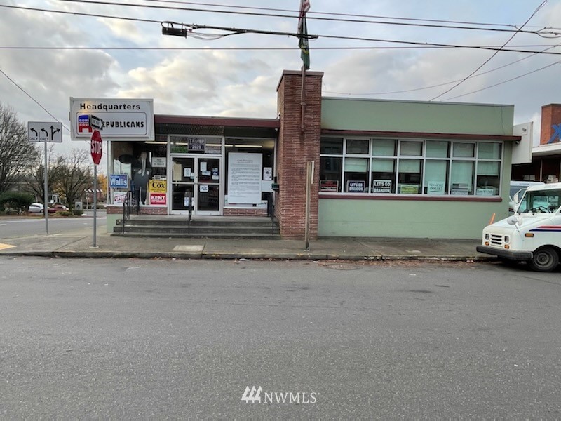 314 Academy Street Property Photo 2