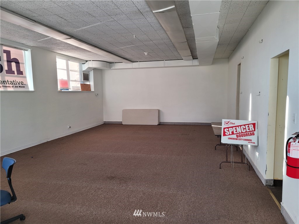 314 Academy Street Property Photo 4