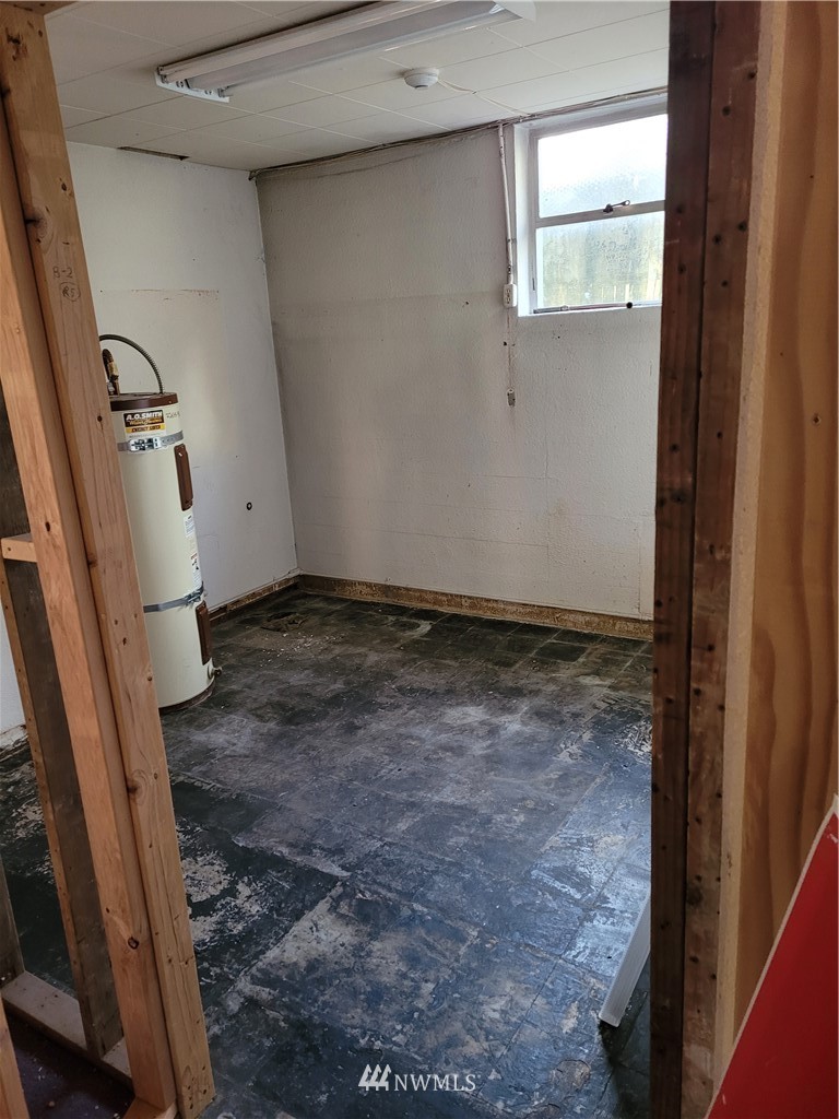 314 Academy Street Property Photo 10