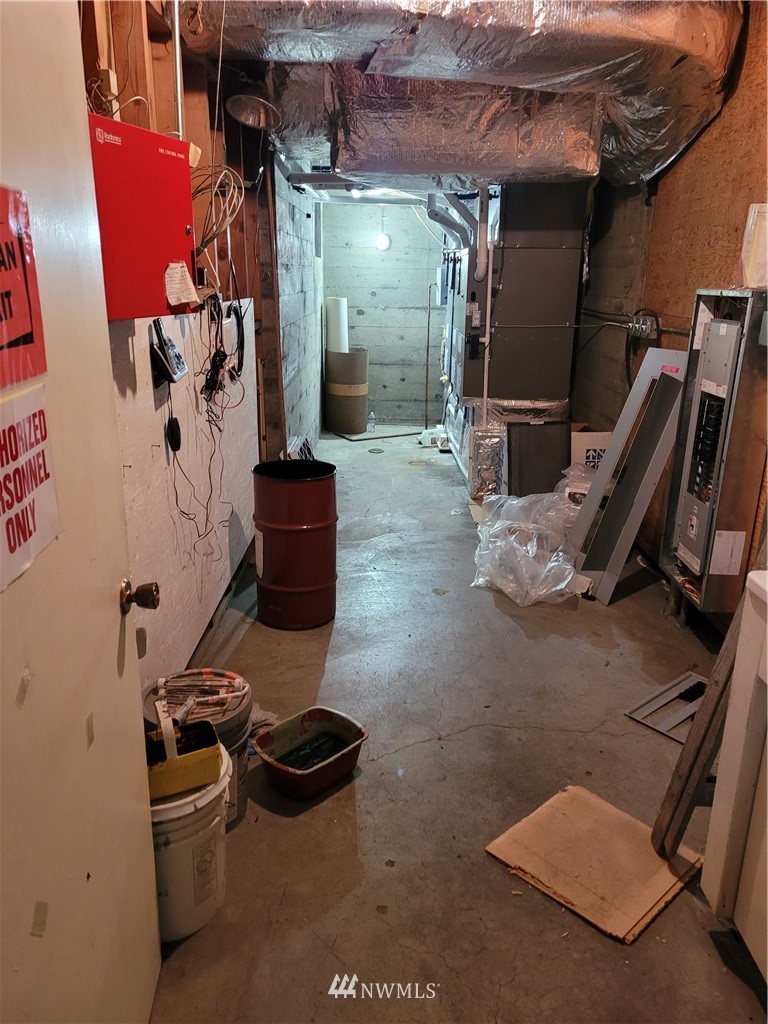 314 Academy Street Property Photo 12
