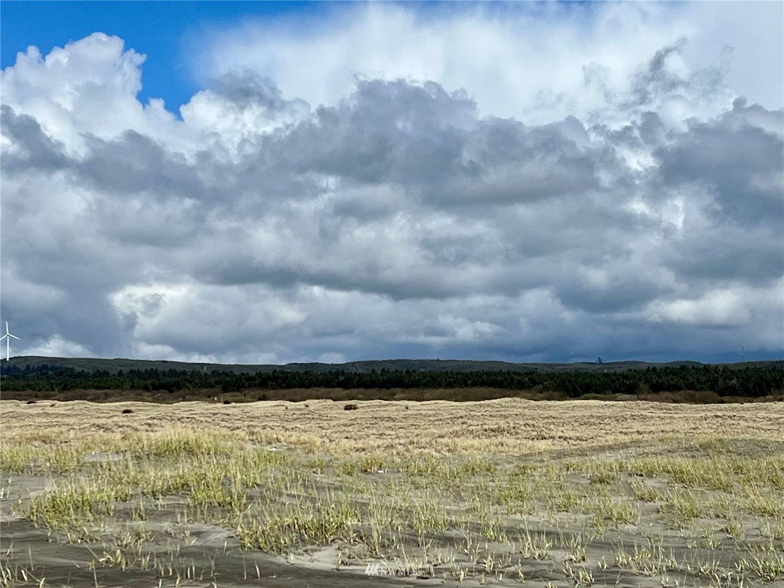 30 S State Route 105 Property Photo 26
