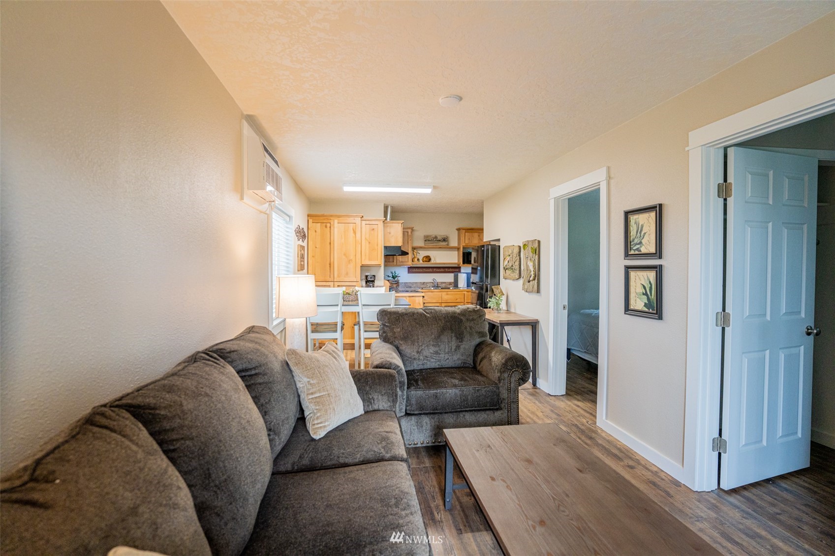 6897 E Highway 262 Property Photo 7