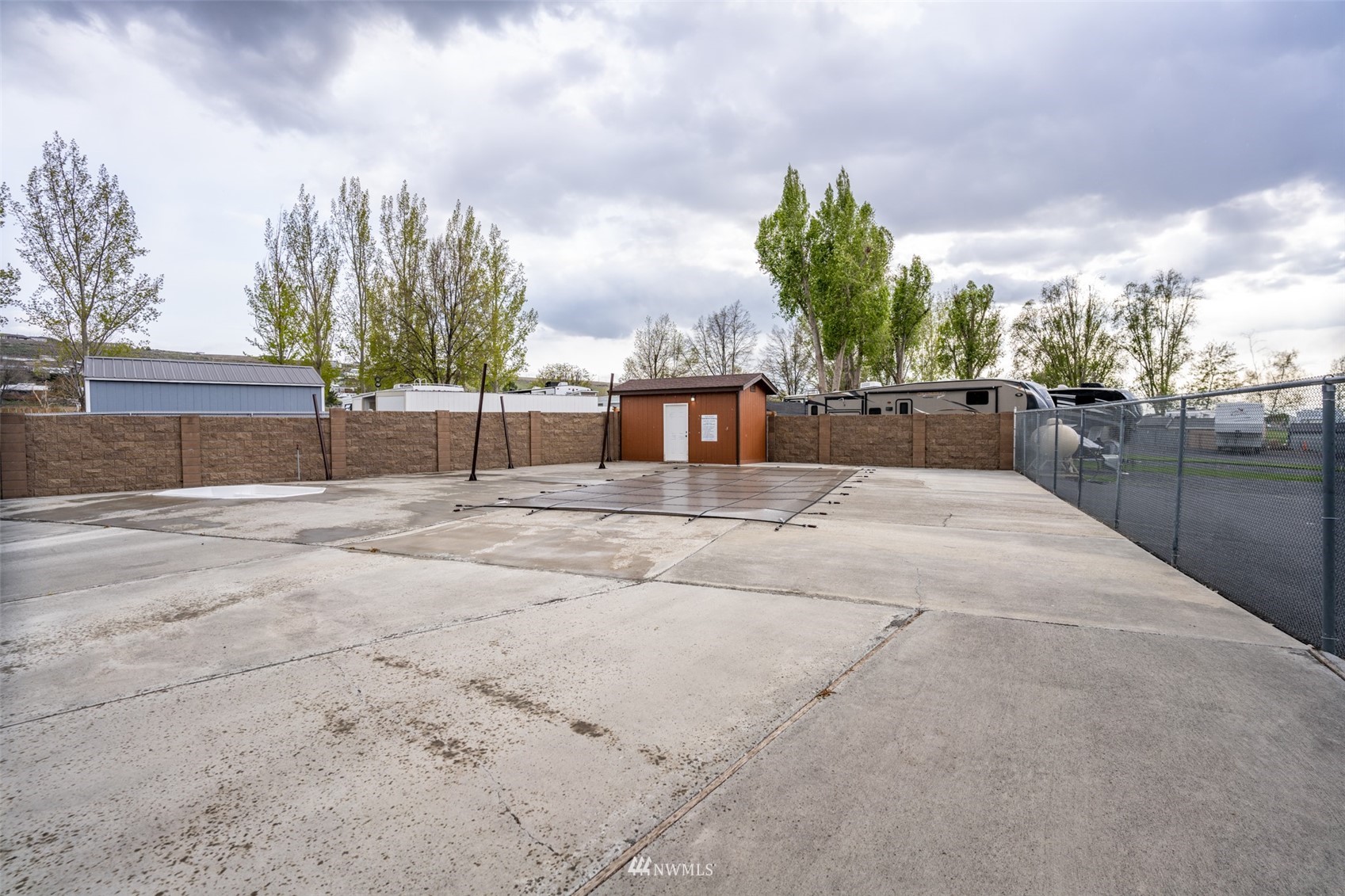 6897 E Highway 262 Property Photo 22