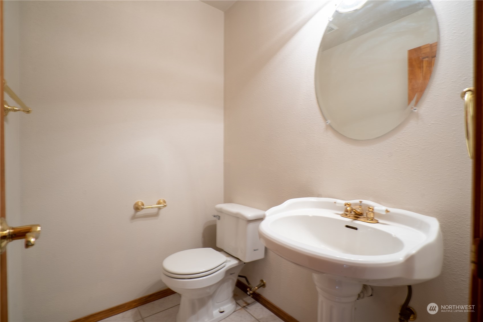 732 Satsop Road Property Photo 7