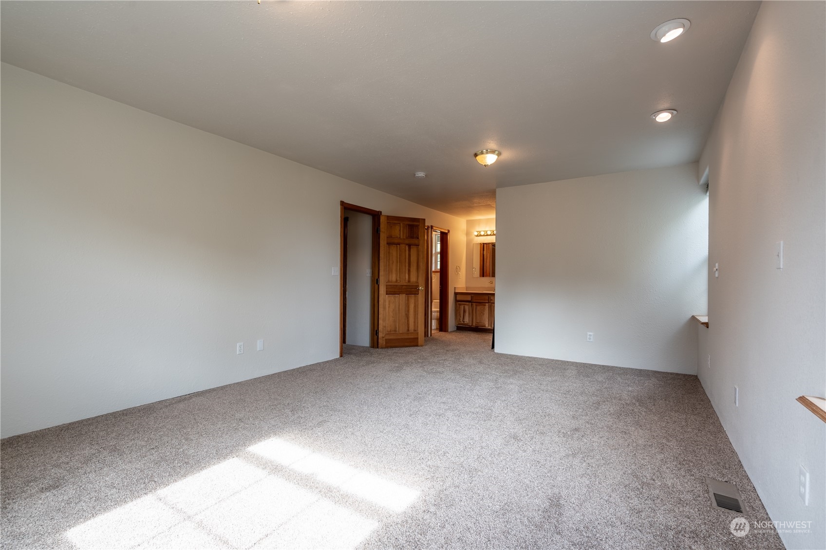 732 Satsop Road Property Photo 14