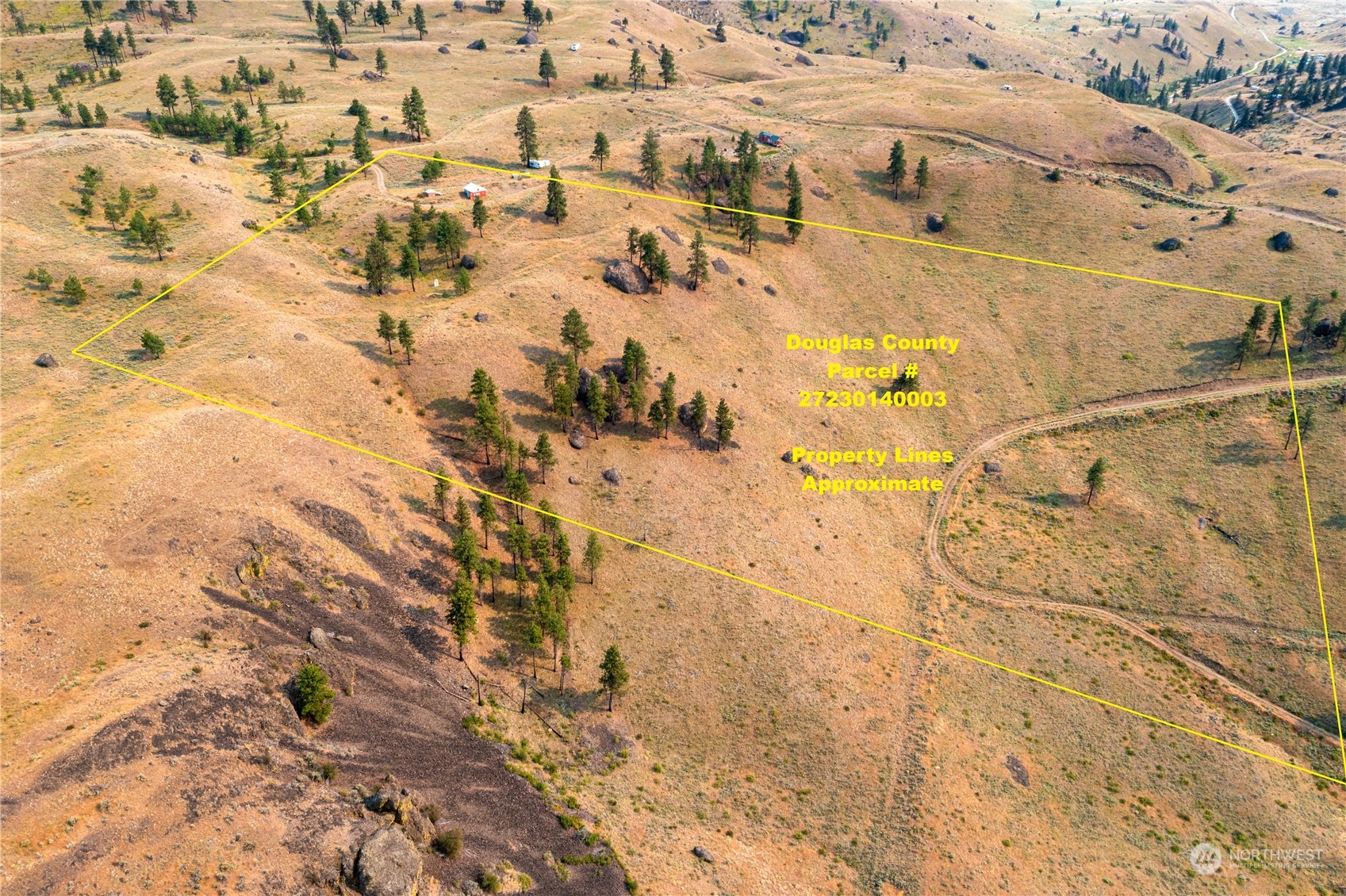 100 Pine Bluffs Lane Property Photo 5