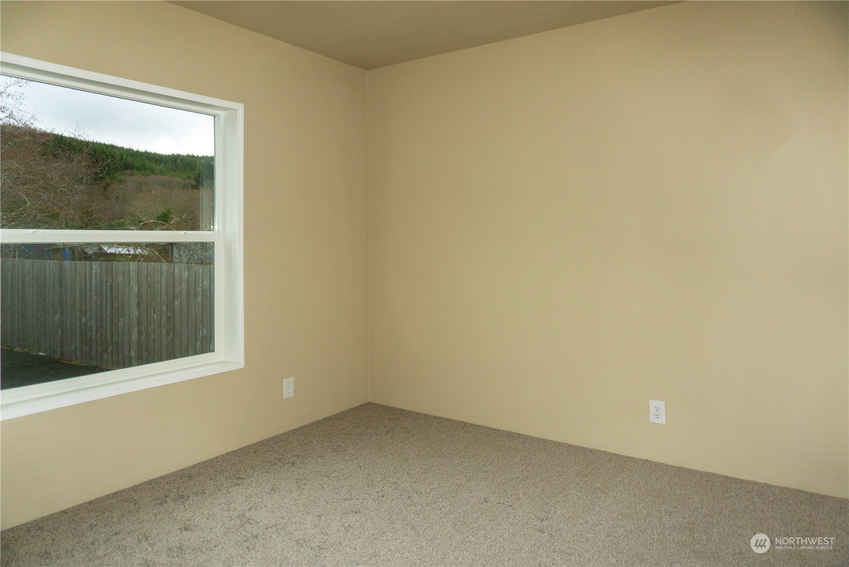 2010 Broadway Avenue 41 Property Photo 10