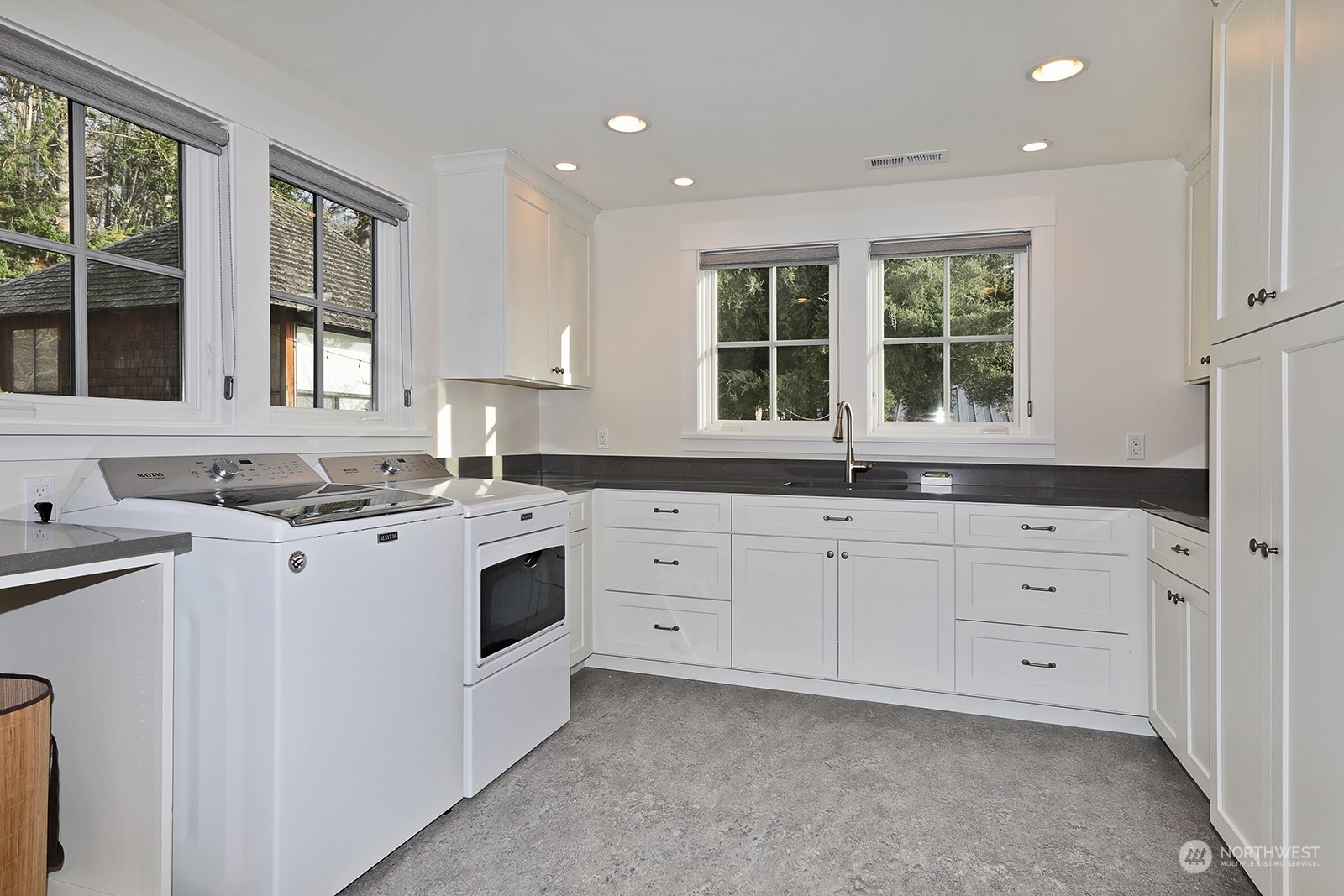 6496 Bay Road Property Photo 28