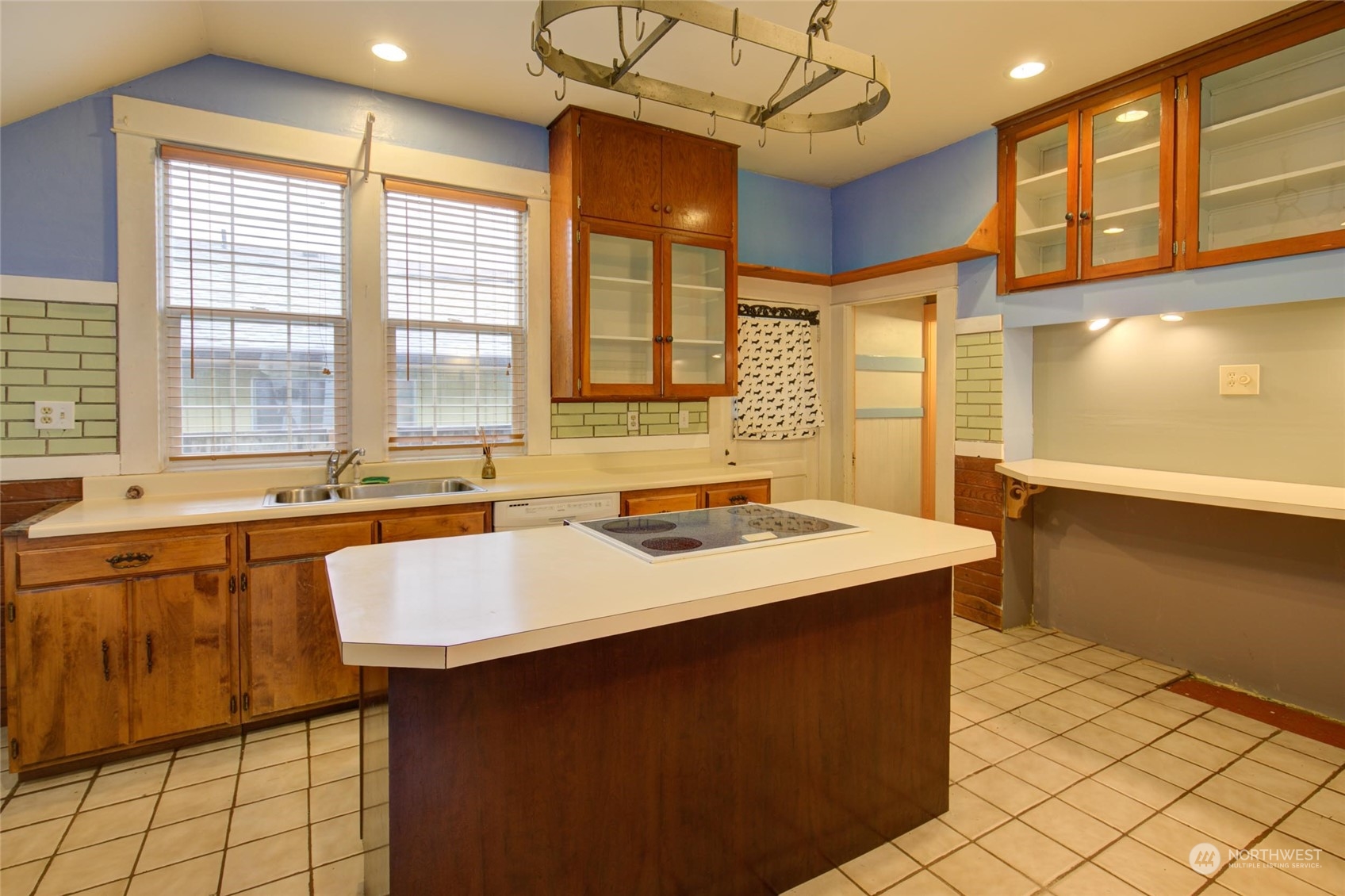 626 Eklund Avenue Property Photo 6