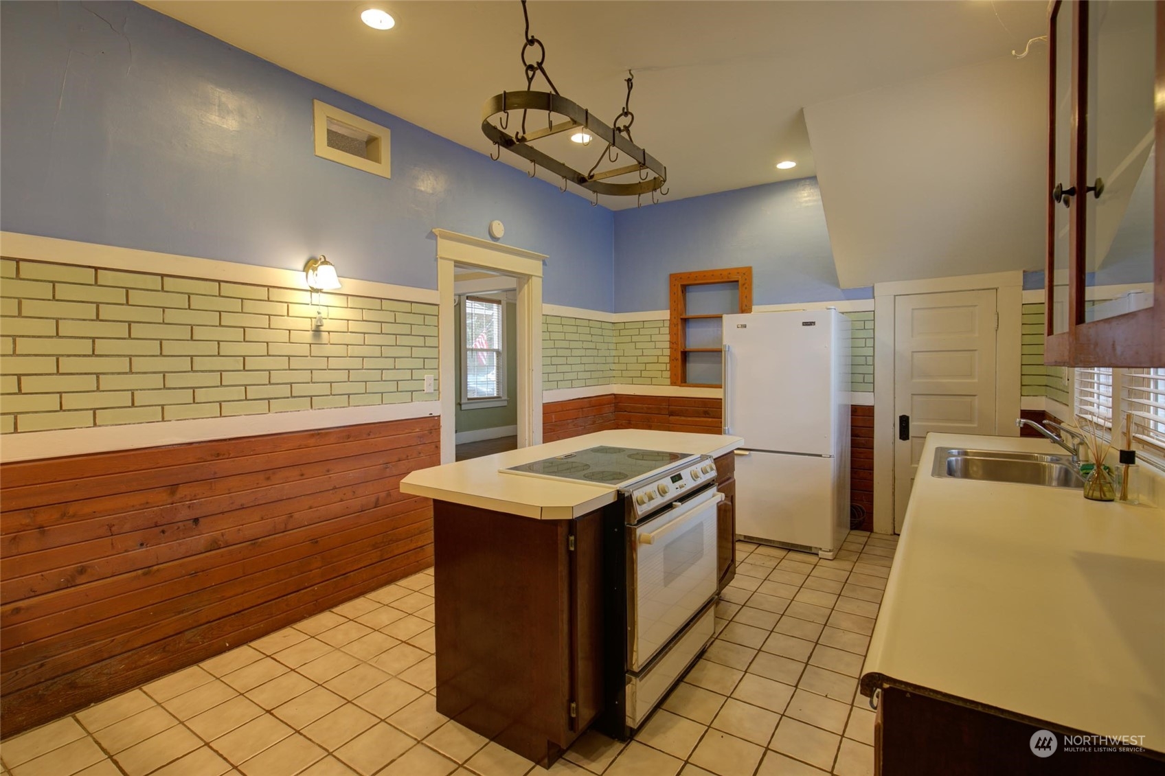 626 Eklund Avenue Property Photo 9