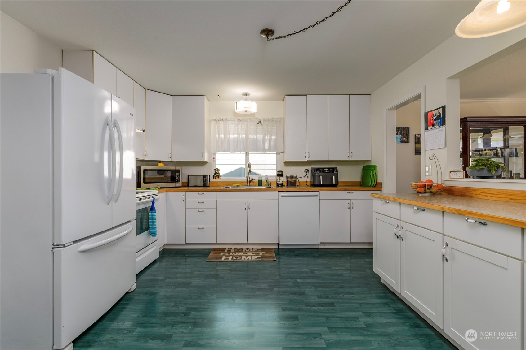 278 Point Brown Avenue Property Photo 11