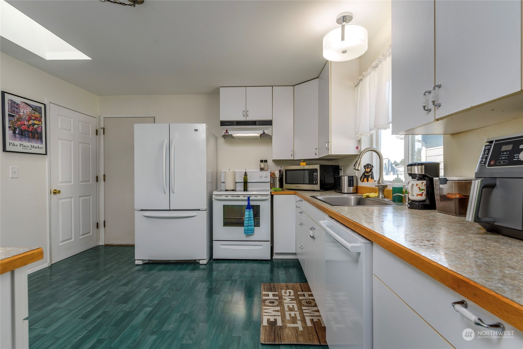 278 Point Brown Avenue Property Photo 13