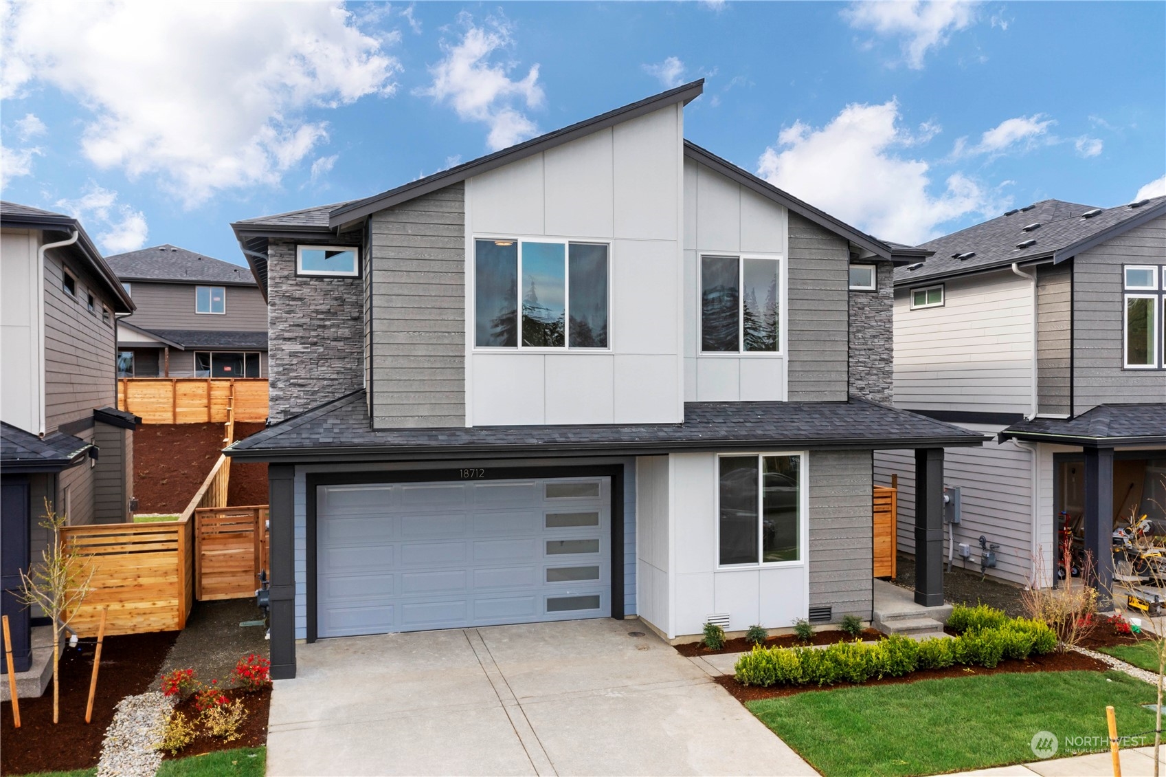 19006 130th Street Property Photo 3