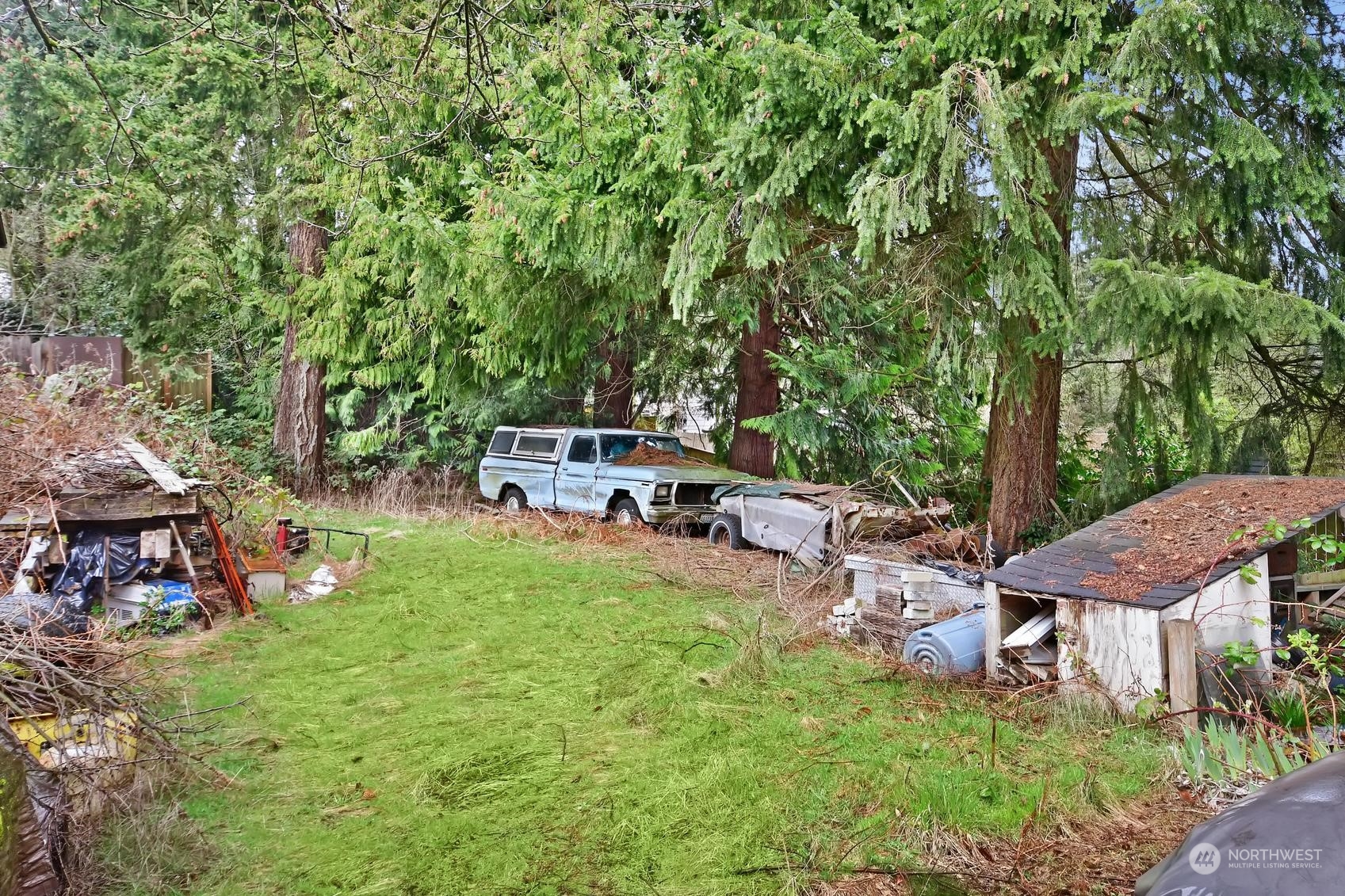 14509 Interlake Avenue Property Photo 6