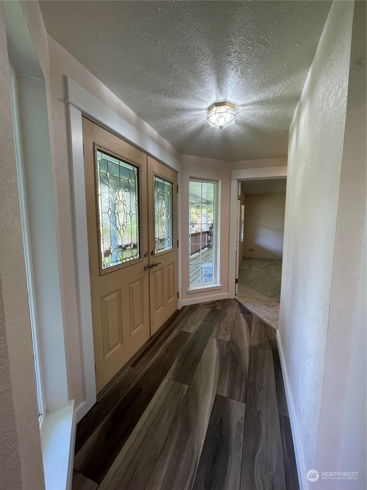 653 Sunset Avenue Property Photo 6
