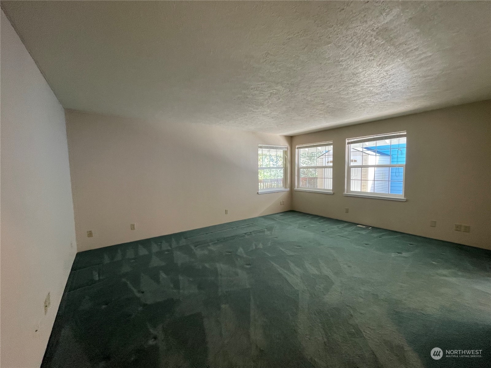 653 Sunset Avenue Property Photo 16