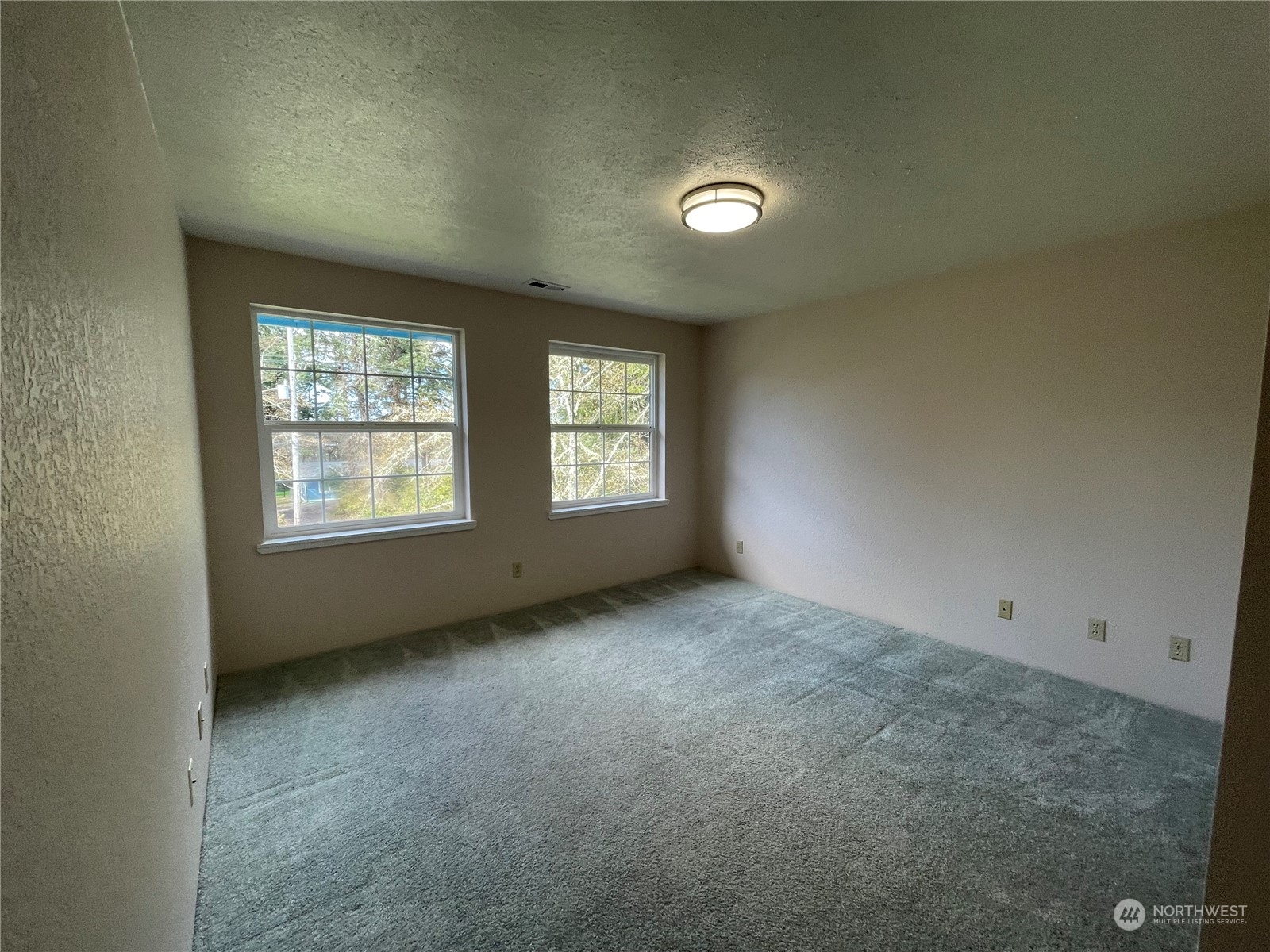 653 Sunset Avenue Property Photo 24