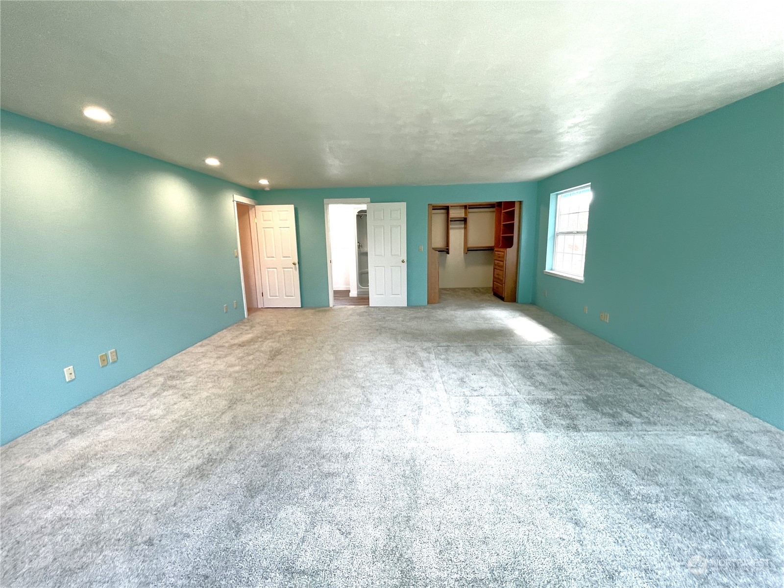 653 Sunset Avenue Property Photo 25
