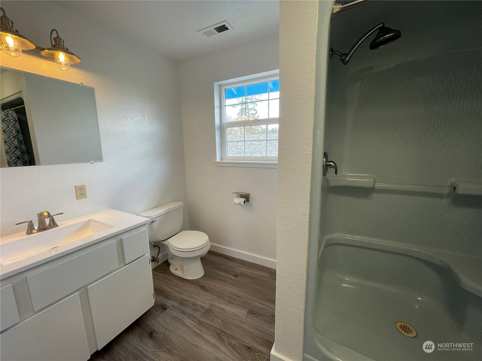 653 Sunset Avenue Property Photo 27