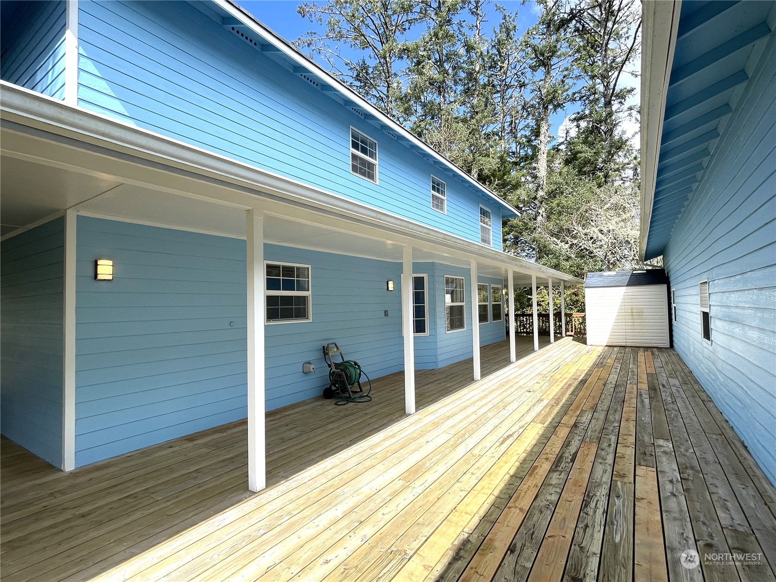653 Sunset Avenue Property Photo 30