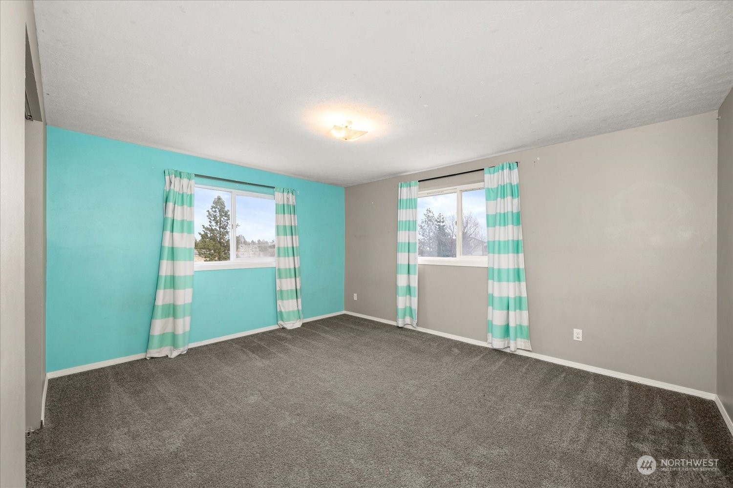 108 S Bartholomew Street Property Photo 15