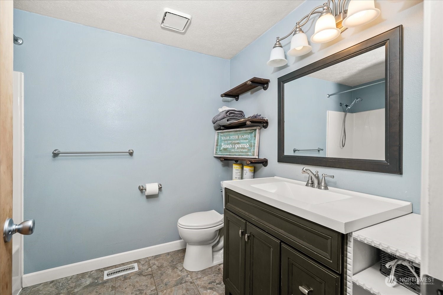 108 S Bartholomew Street Property Photo 16
