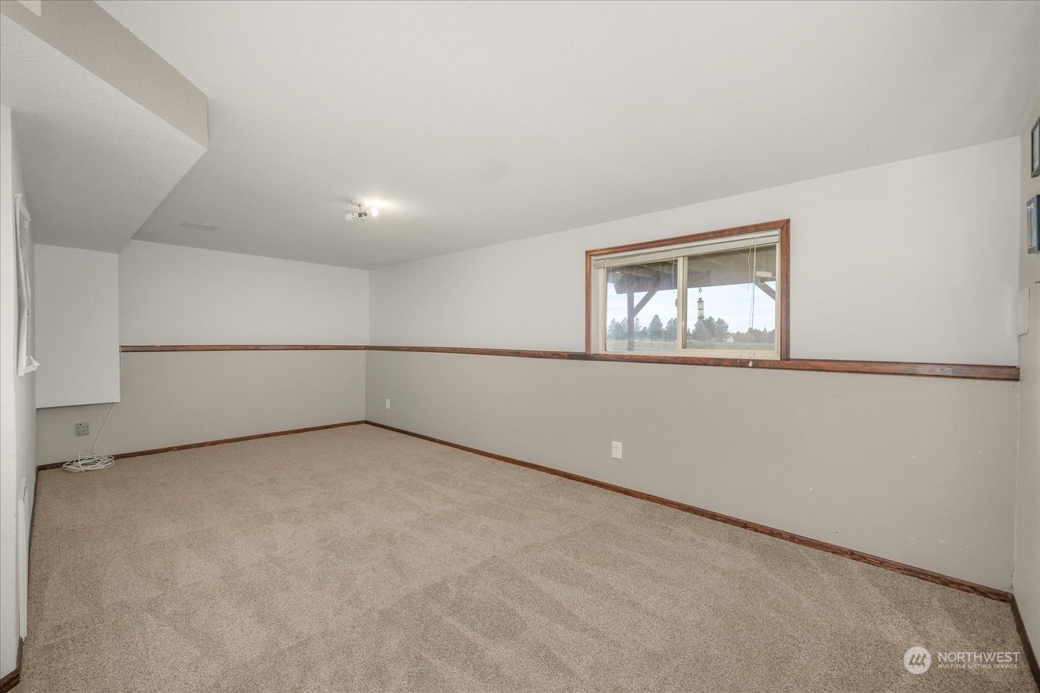 108 S Bartholomew Street Property Photo 19