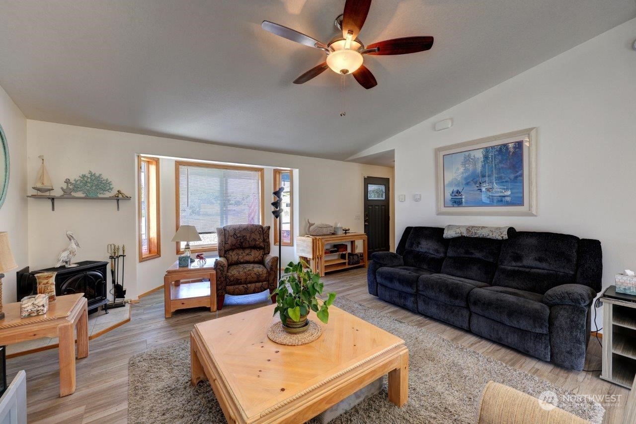 30406 H Street Property Photo 7