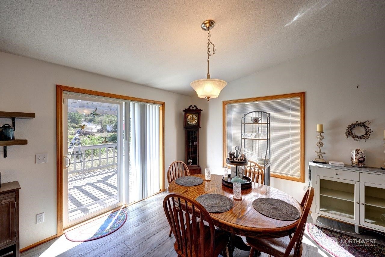 30406 H Street Property Photo 8