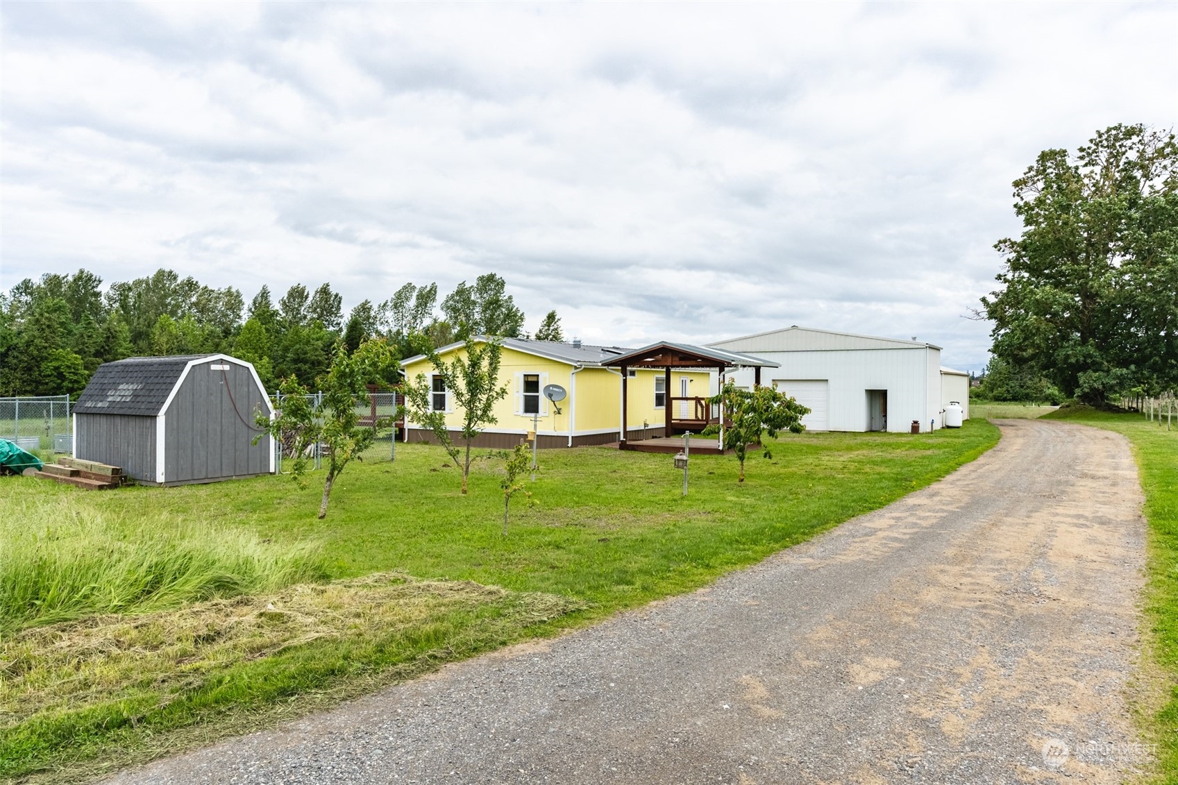 191 Ten Mile Road Property Photo 3
