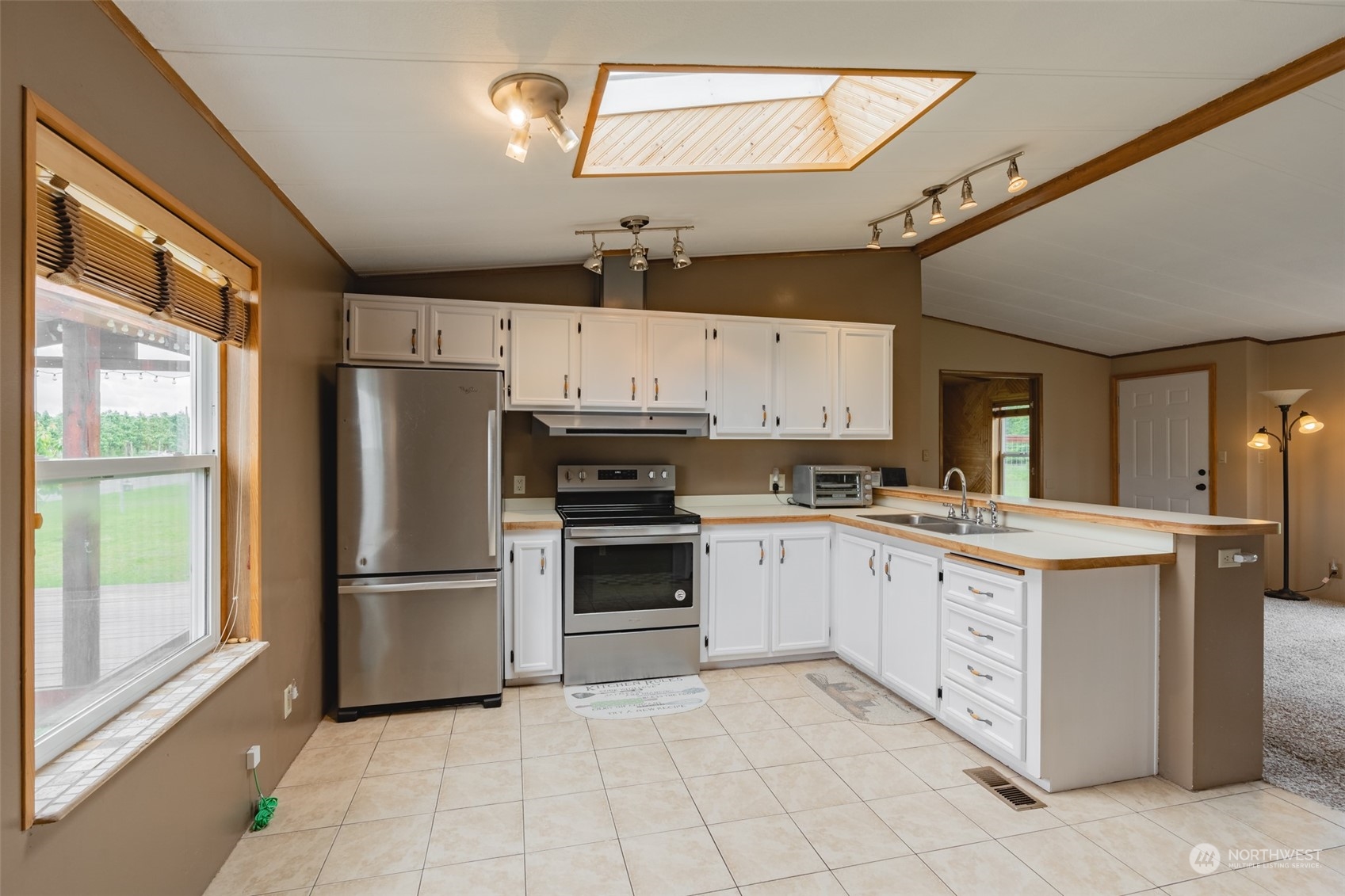 191 Ten Mile Road Property Photo 12