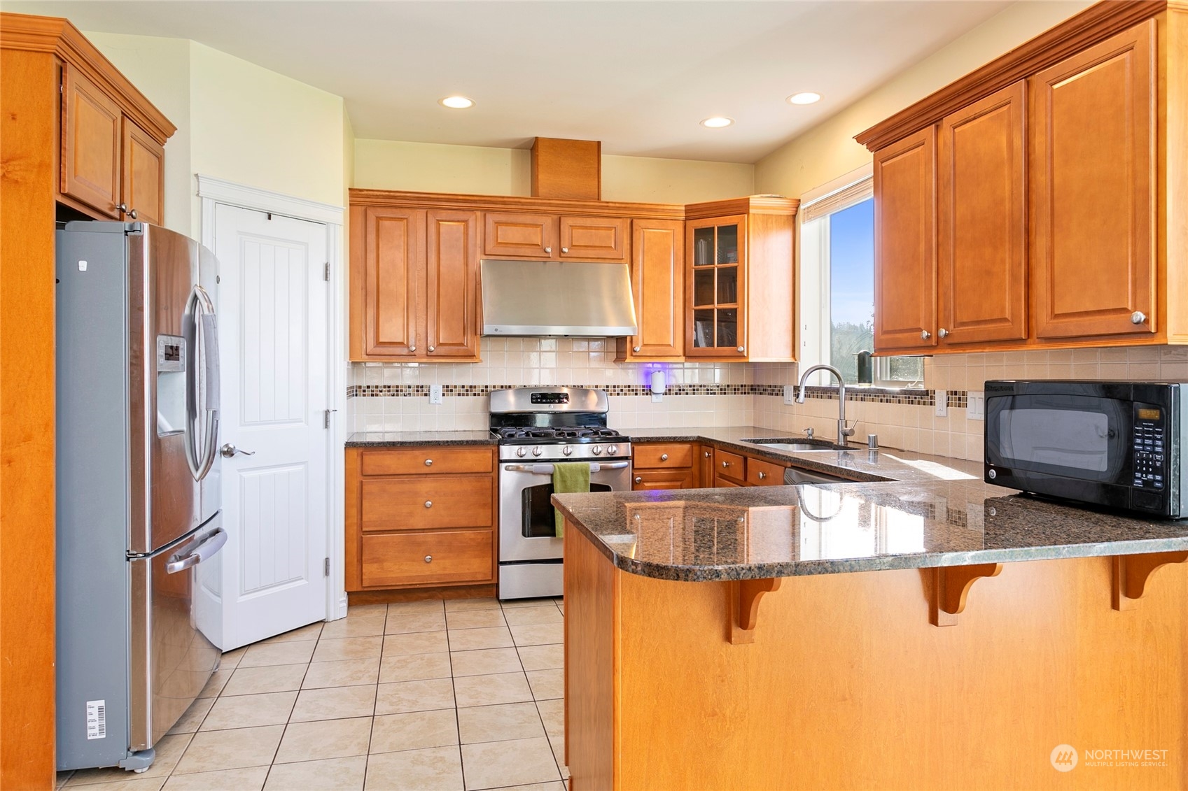 2363 Central Road Property Photo 8