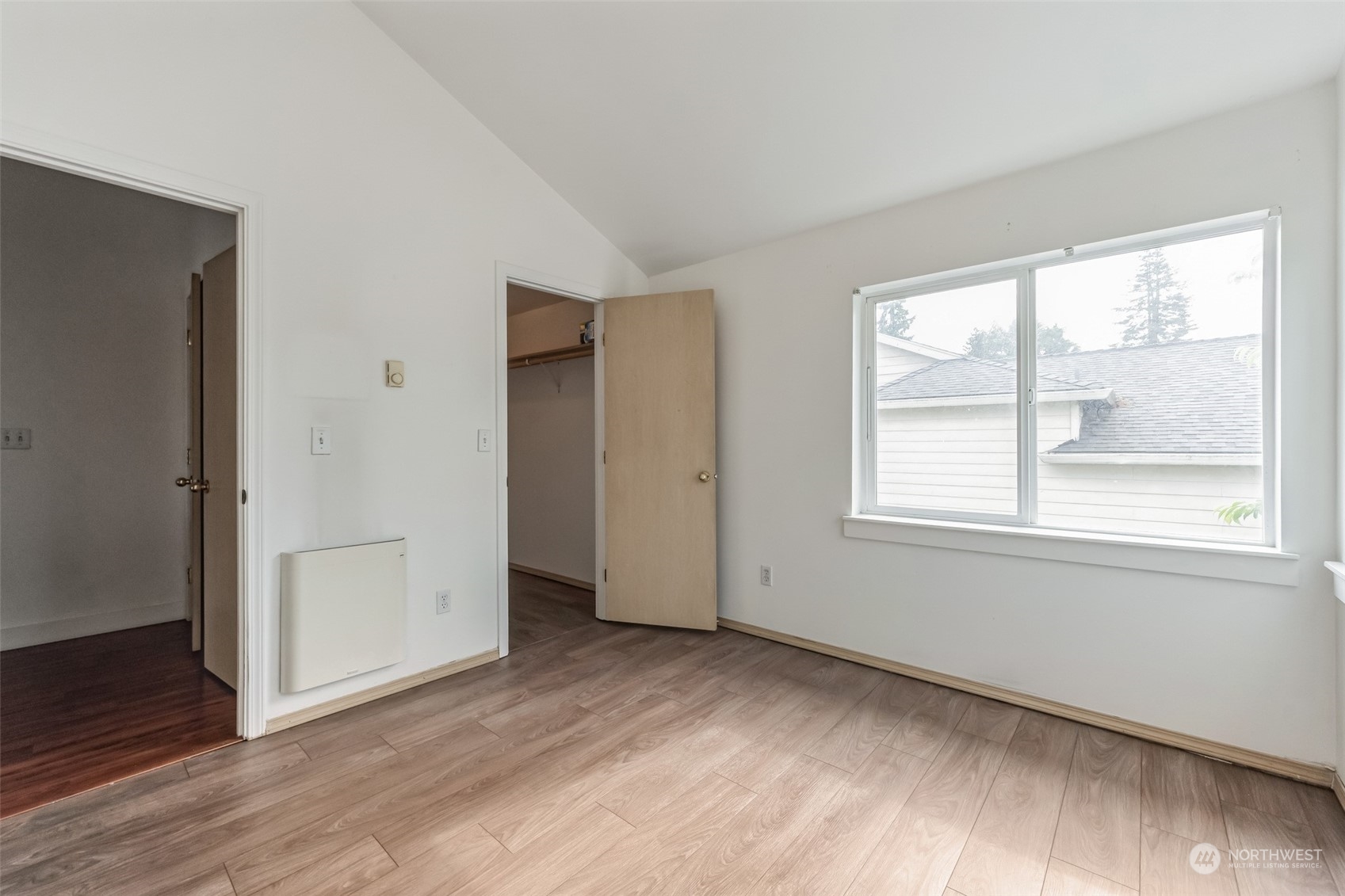 9446 15th Avenue Property Photo 13