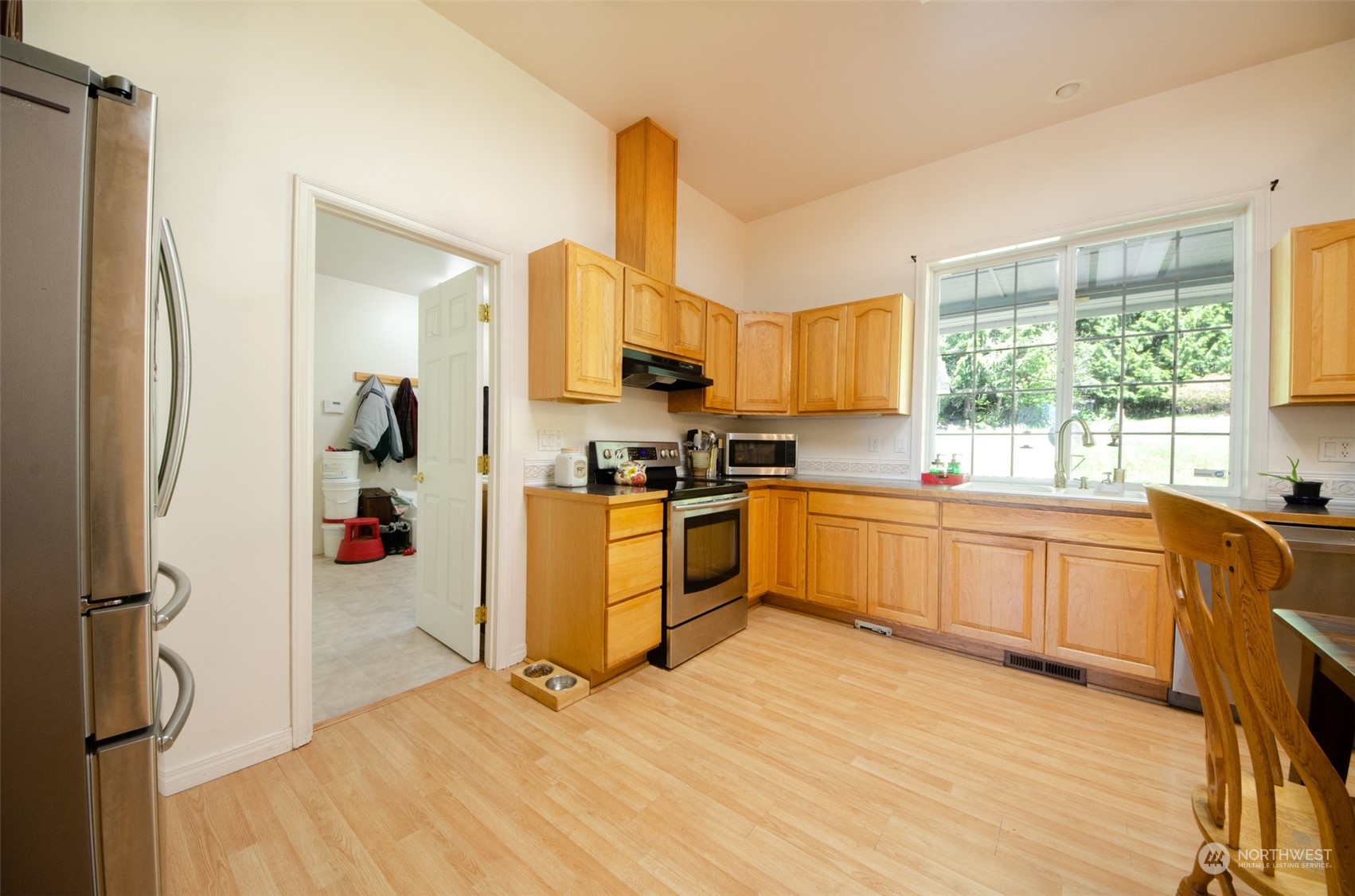 12832 Hunter Road Property Photo 5