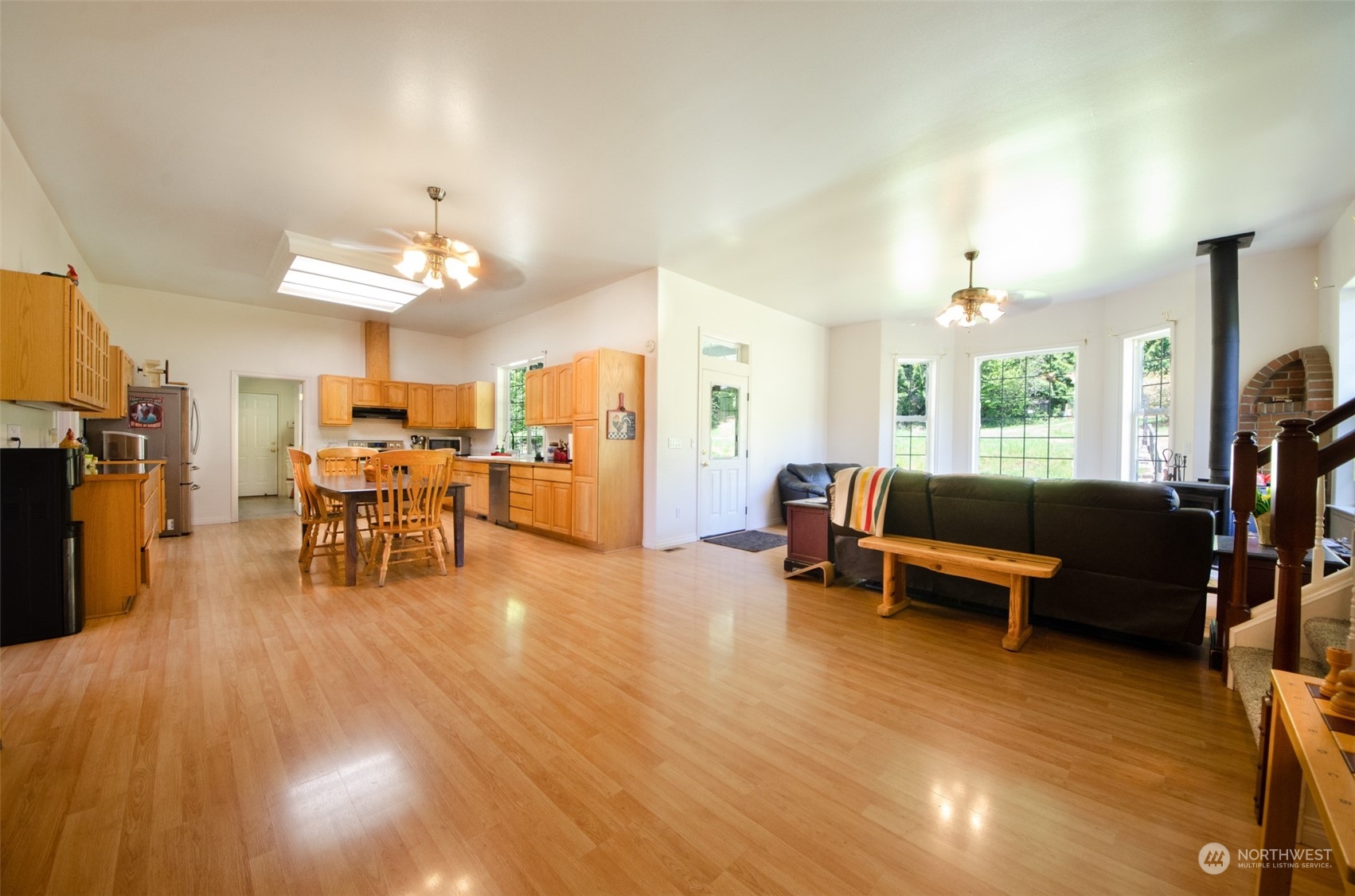 12832 Hunter Road Property Photo 8