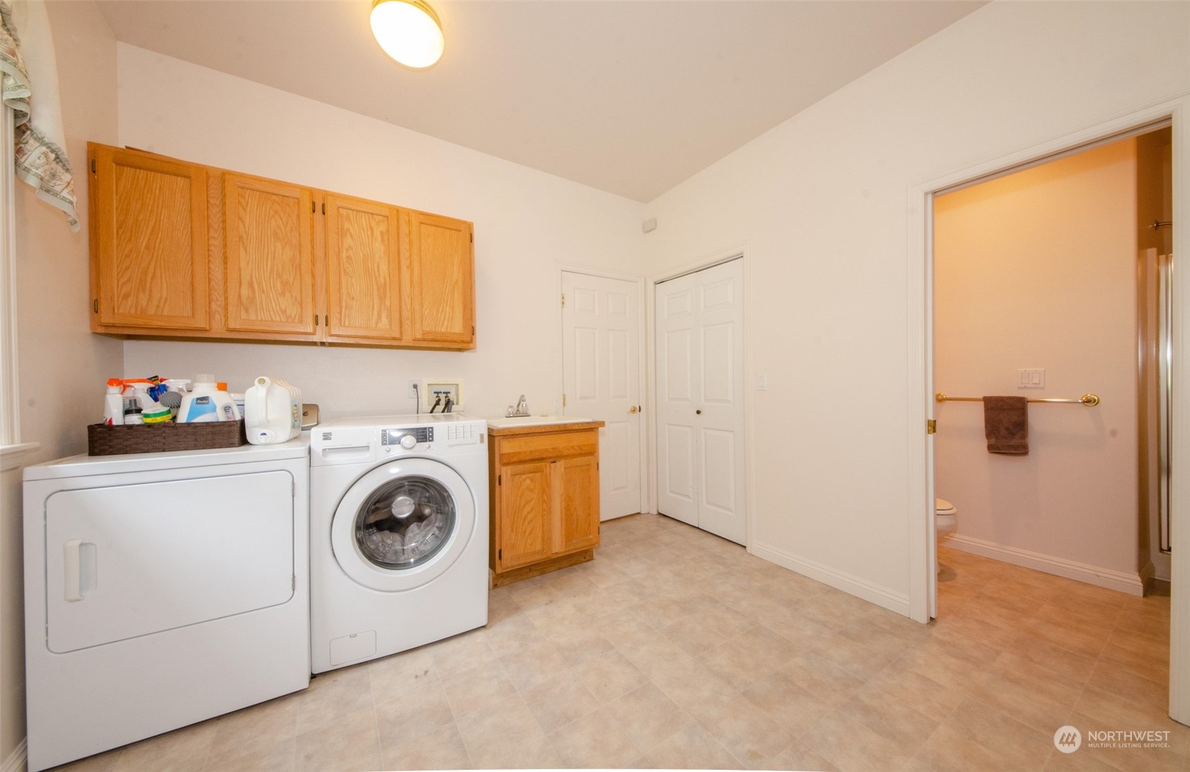 12832 Hunter Road Property Photo 17