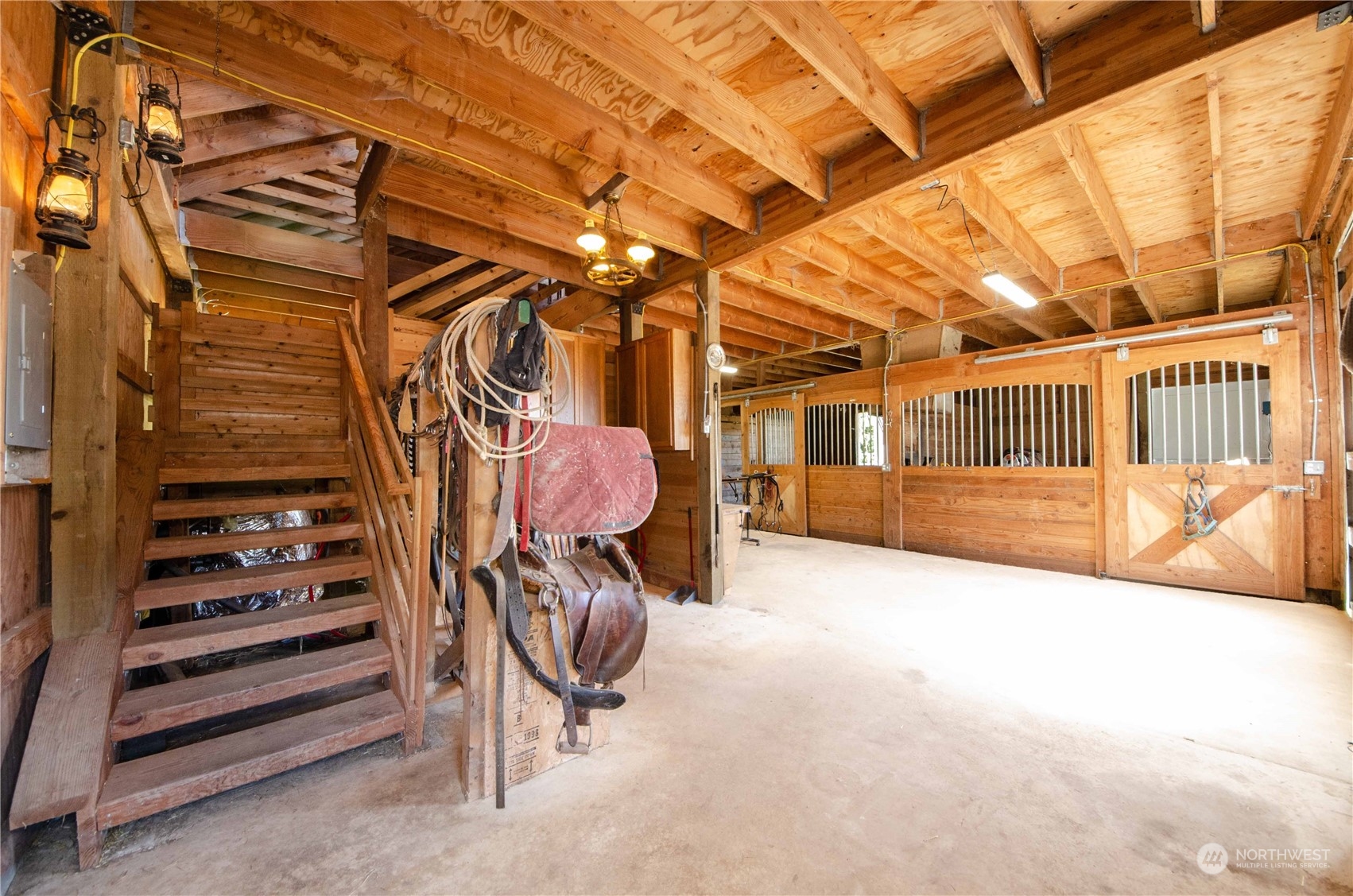 12832 Hunter Road Property Photo 24