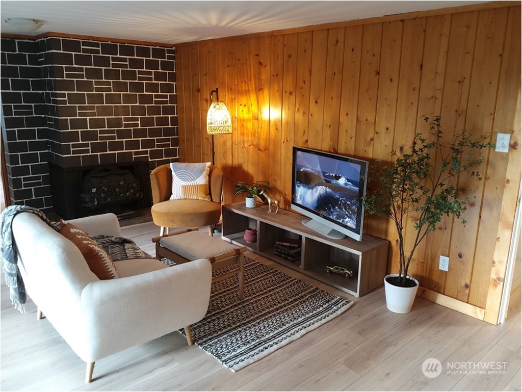 16211 25th Avenue Property Photo 11