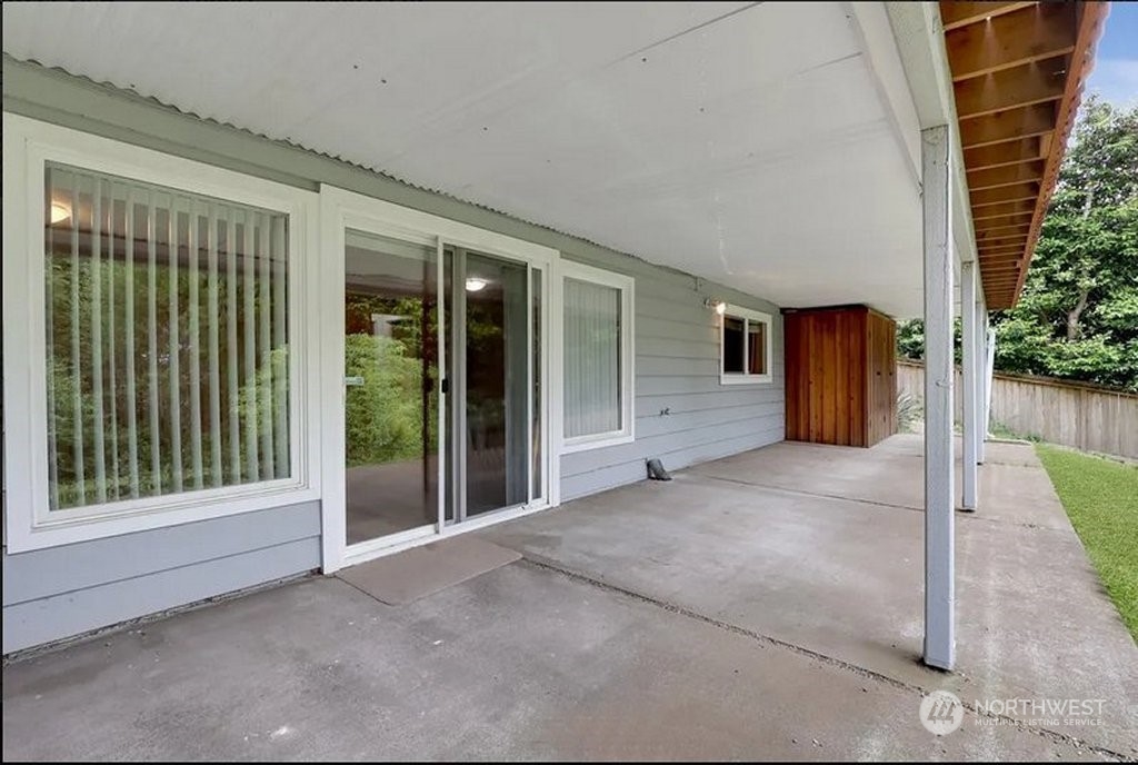 16211 25th Avenue Property Photo 17