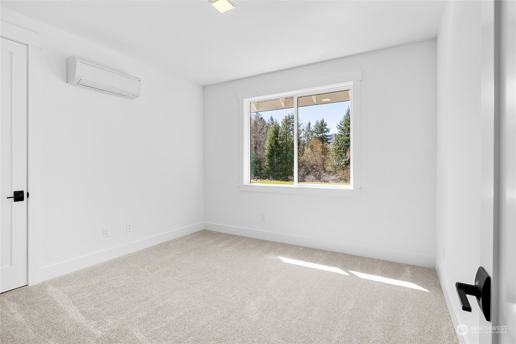 1057 Pays Road Property Photo 23