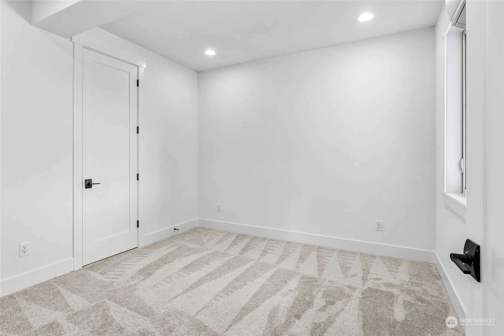 1057 Pays Road Property Photo 24