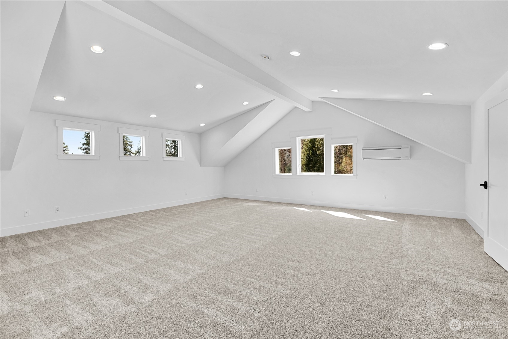 1057 Pays Road Property Photo 28