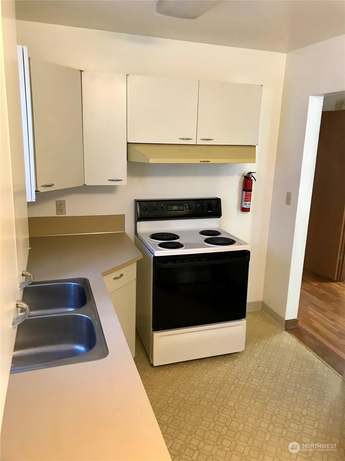 518 & 520 18th Avenue Property Photo 5