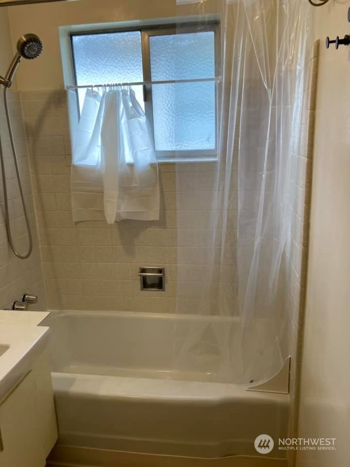 518 & 520 18th Avenue Property Photo 10