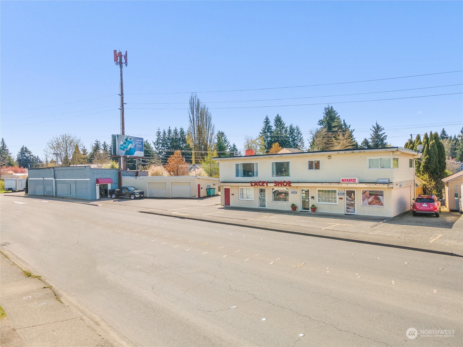 4221 Pacific Avenue Property Photo 1