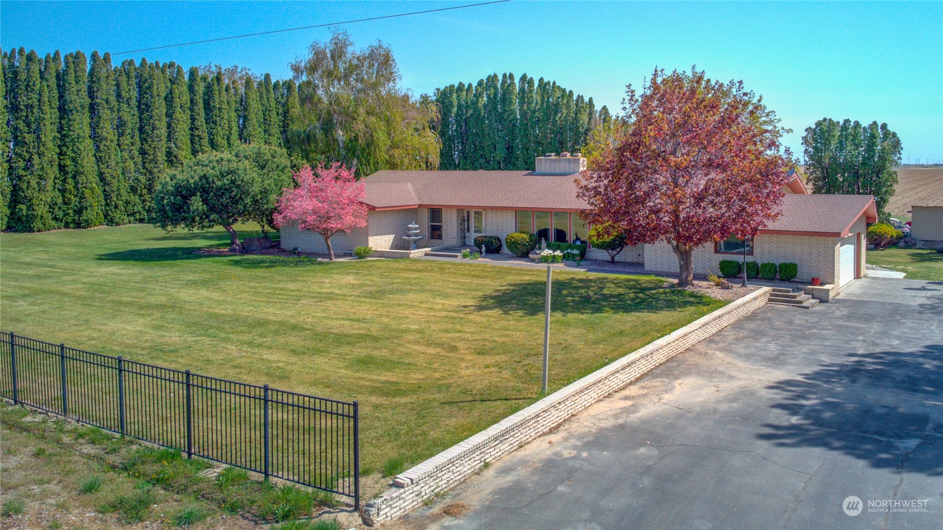 1817 W Herman Road Property Photo 1
